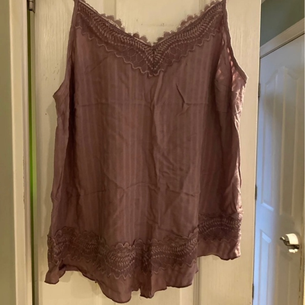 Women’s tank top